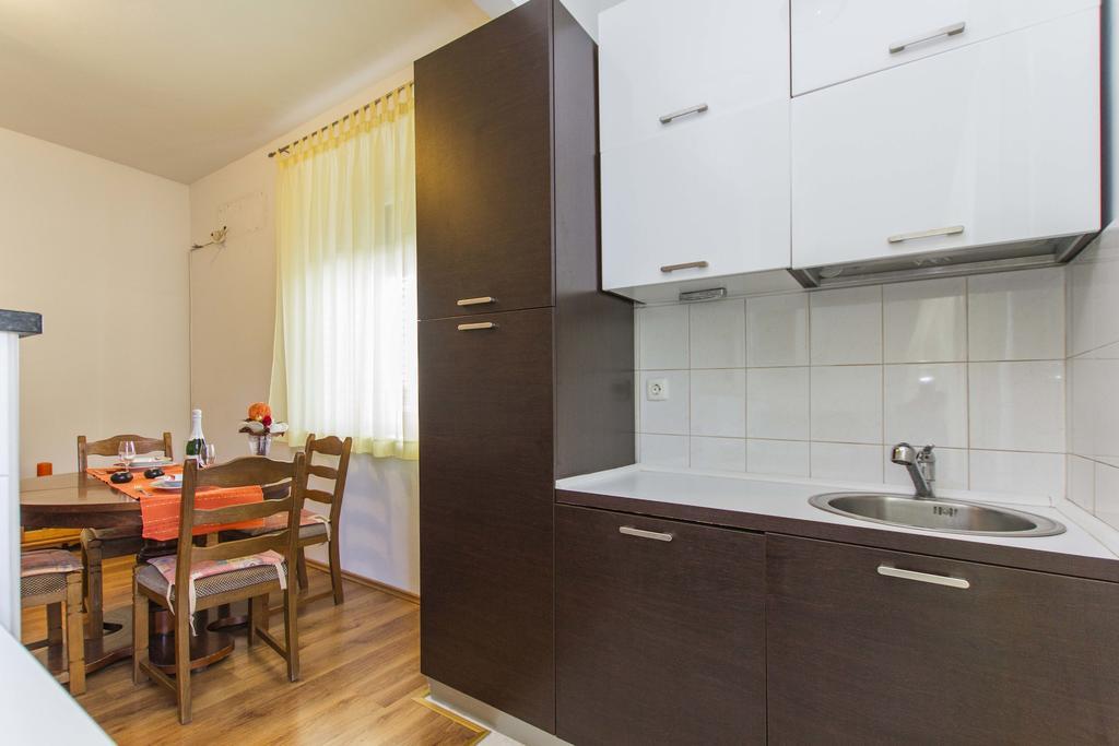 Apartment Amber โคโรมาชโน ห้อง รูปภาพ